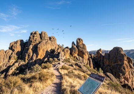 Closest Airport to Pinnacles National Park